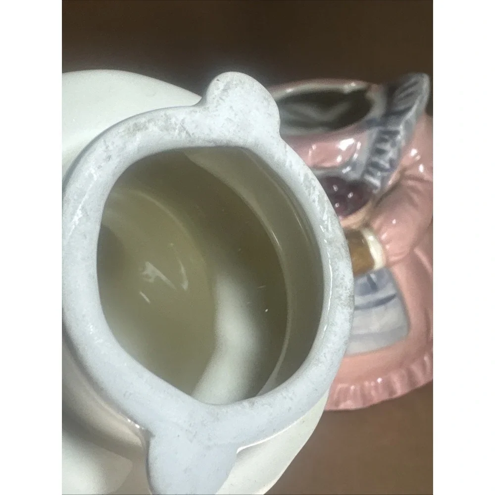 Vintage Hand Painted Mrs.‎ Whiskers Mother Cat Teapot